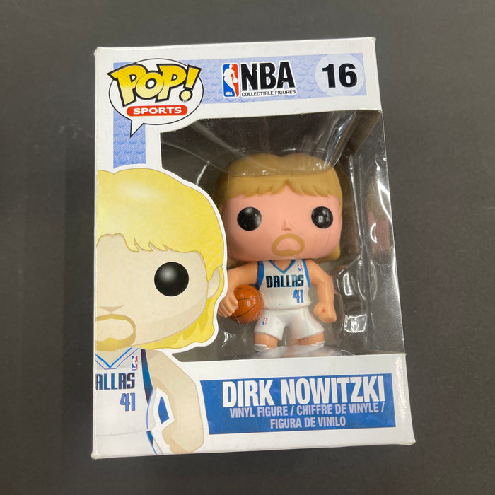 Dirk Nowitzki #16 Funko Pop! Basketball NBA Dallas Mavericks