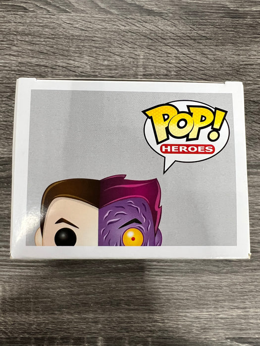 Two-Face Pop! Heroes Vinyl Figure