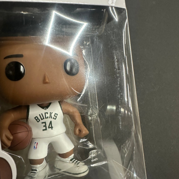 Giannis Antetokounmpo #32 Funko Pop! Basketball NBA Milwaukee Bucks