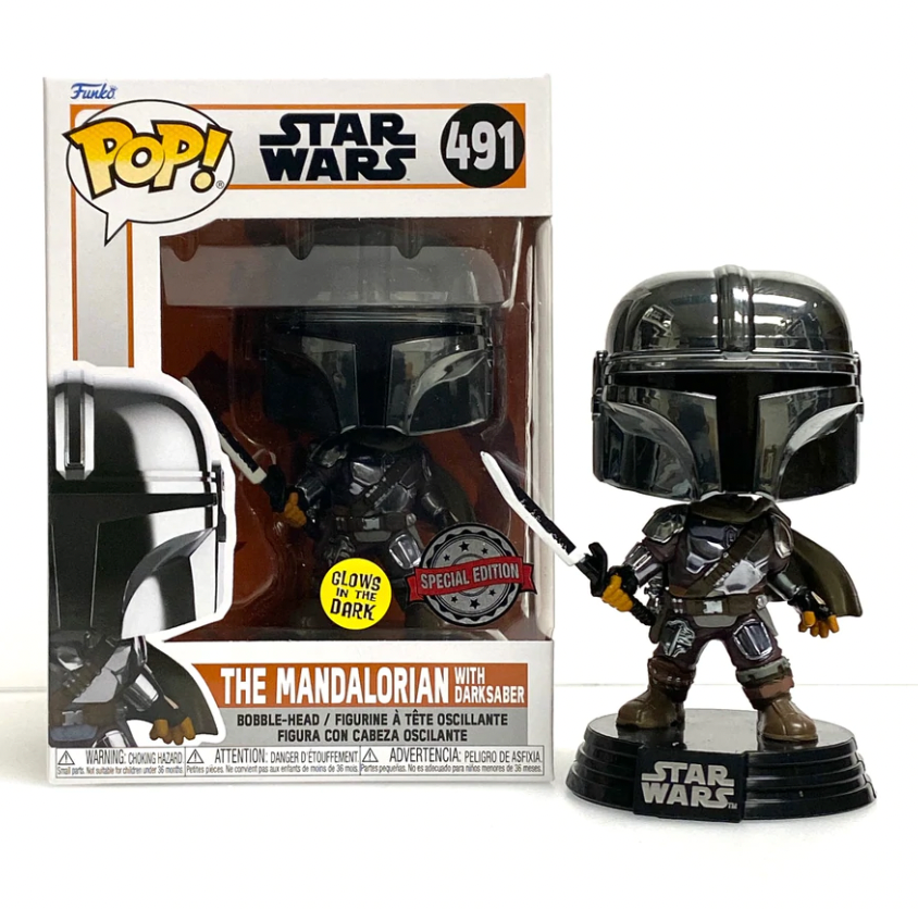 The Mandalorian With Darksaber #491 Special Edition Glow In The Dark F Hunt